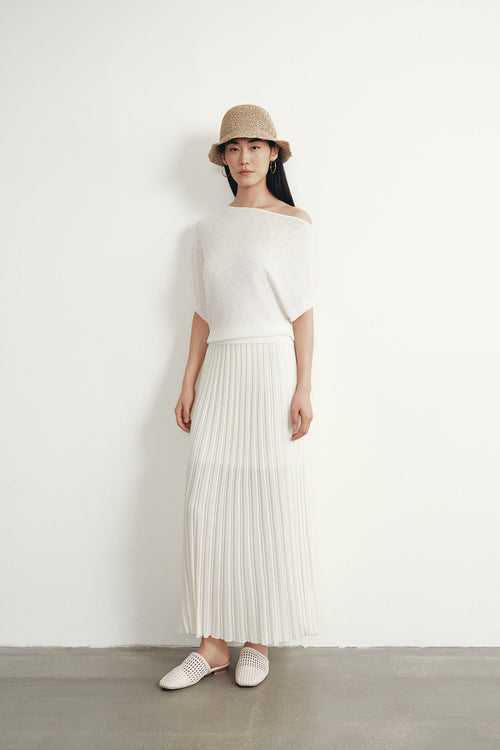 color:IVORY