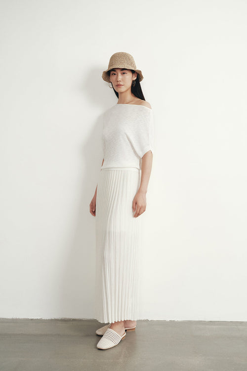 color:IVORY