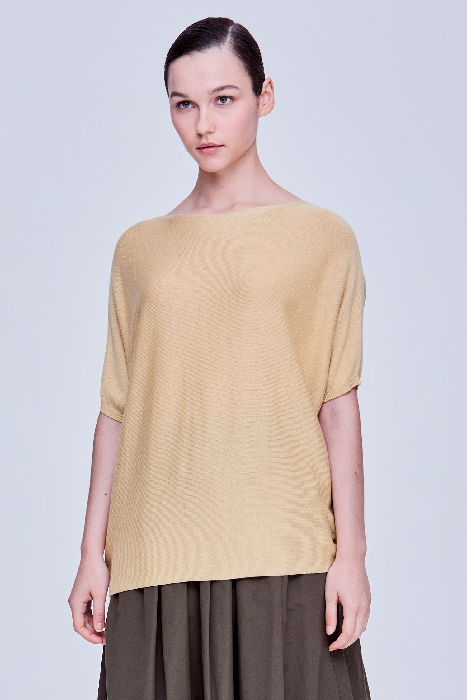 color:MELLOW