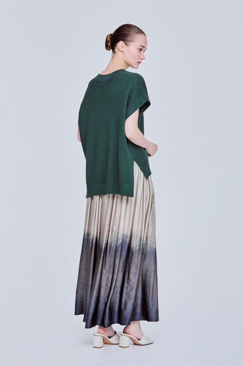 color:DARK GREEN