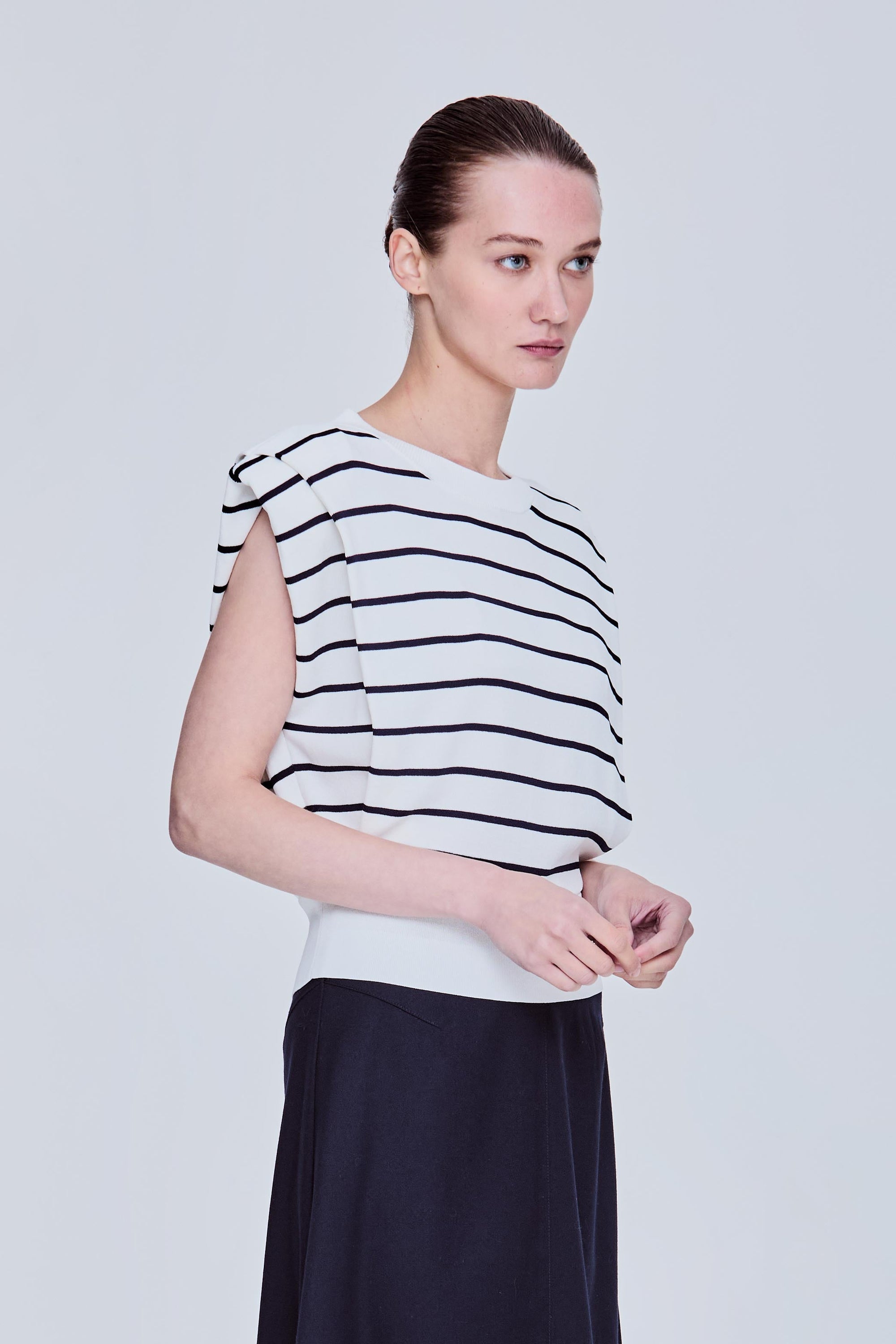 color:NAVY STRIPES