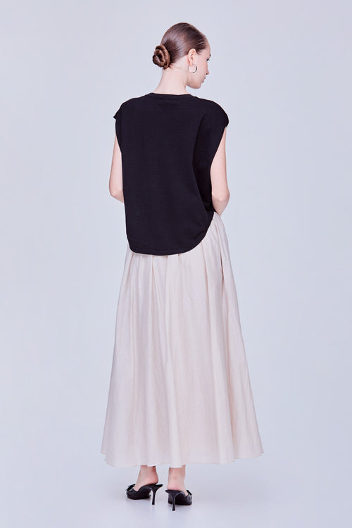 color:NOIR