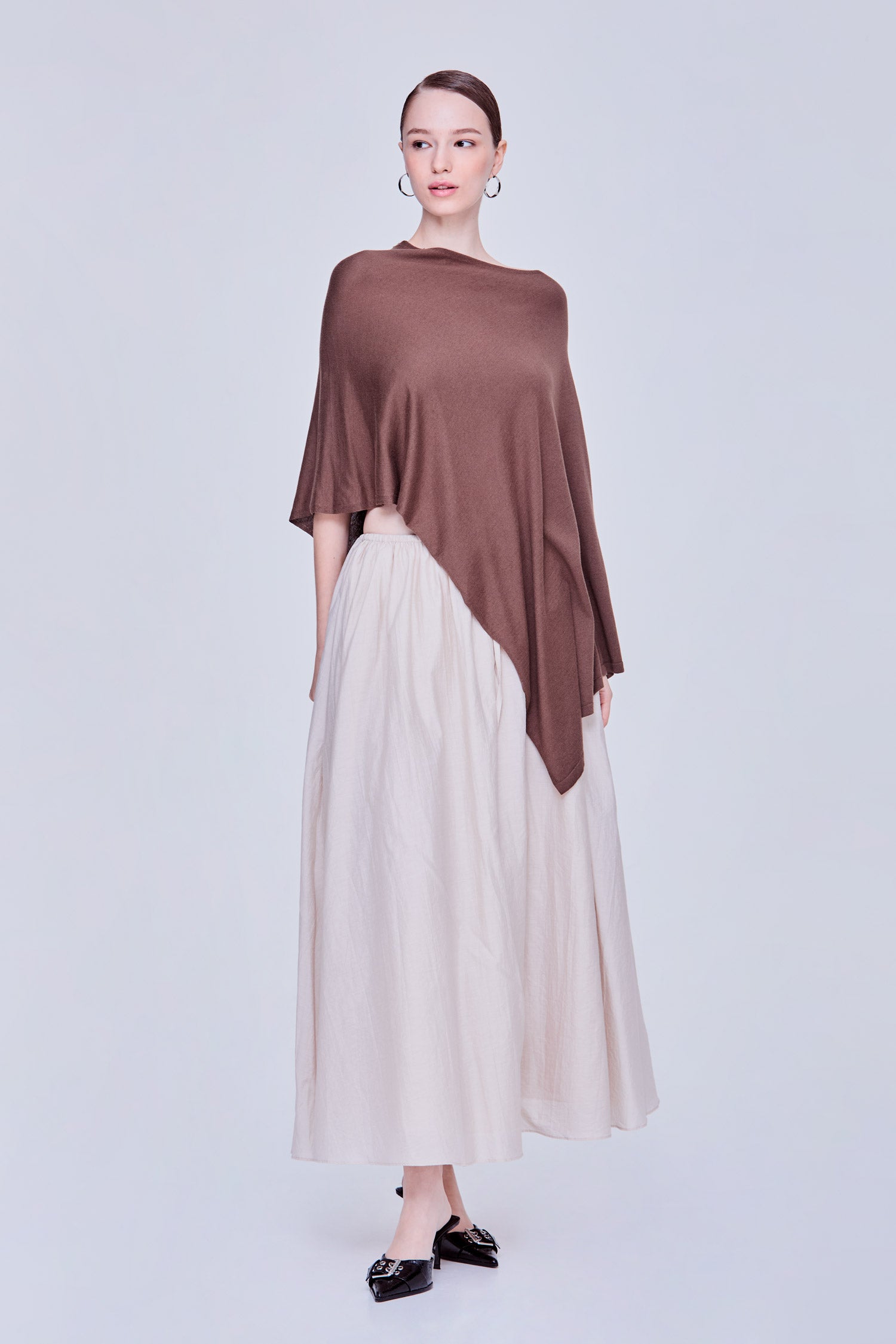 color:DARK BROWN