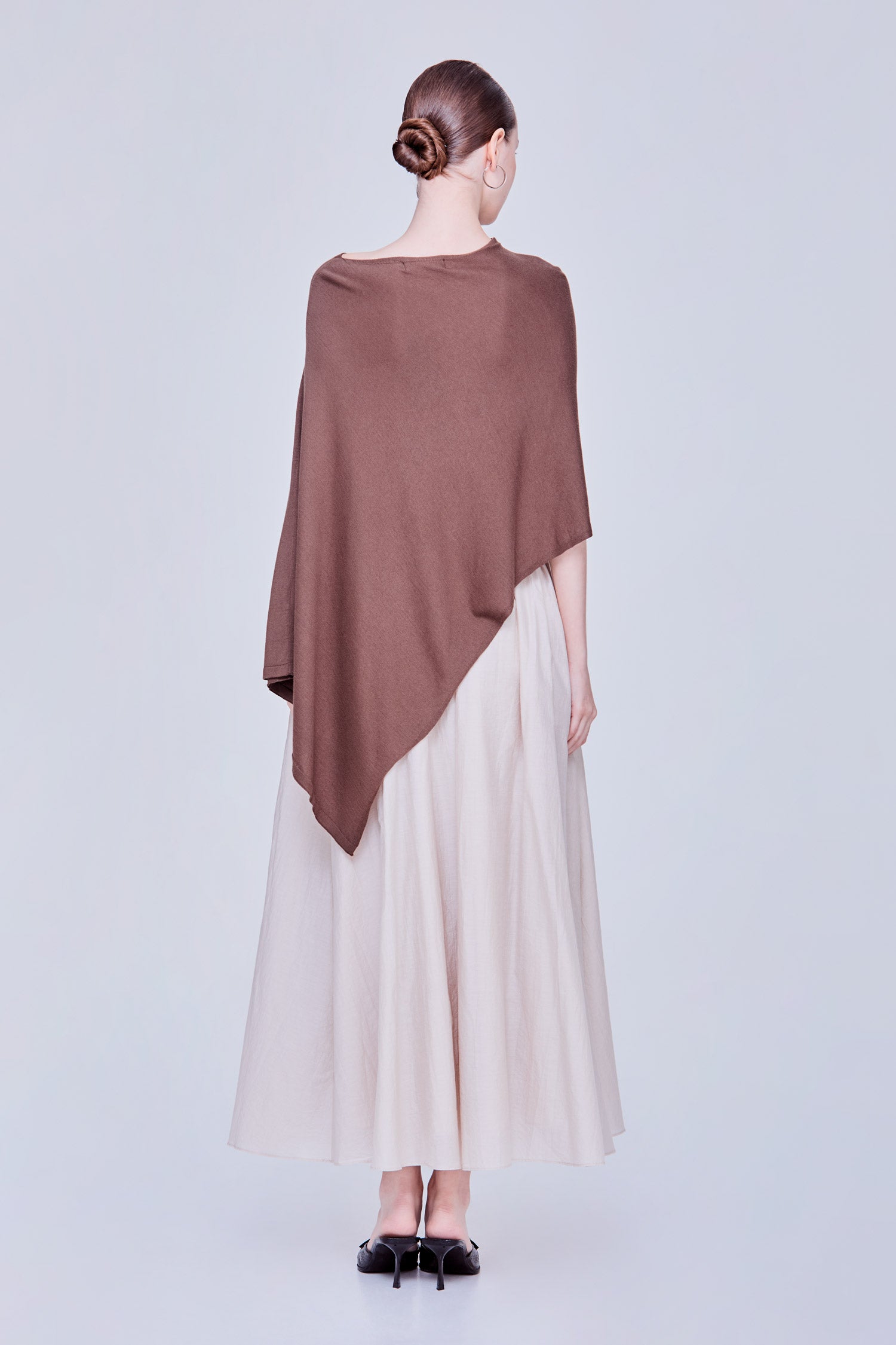 color:DARK BROWN