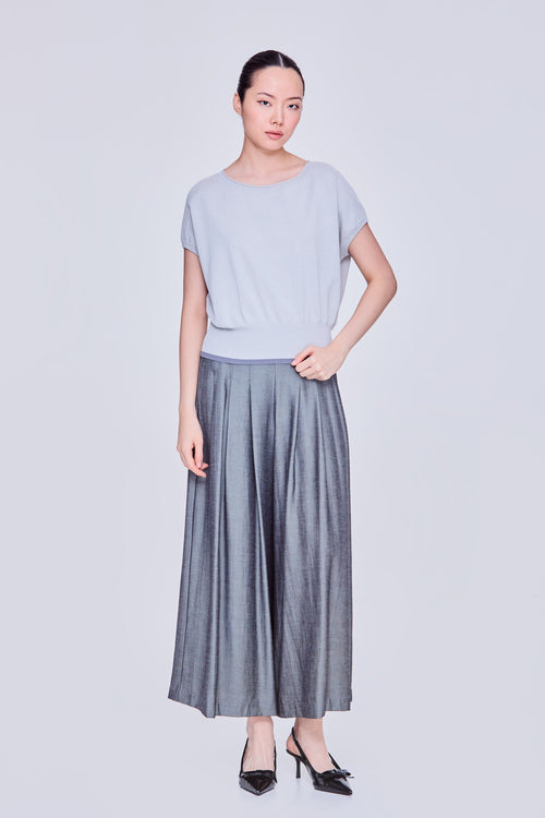 color:LIGHT GREY