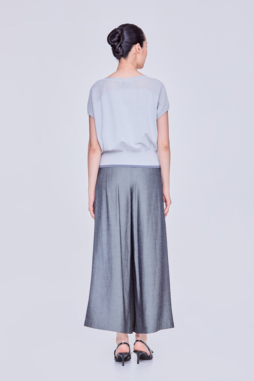 color:LIGHT GREY