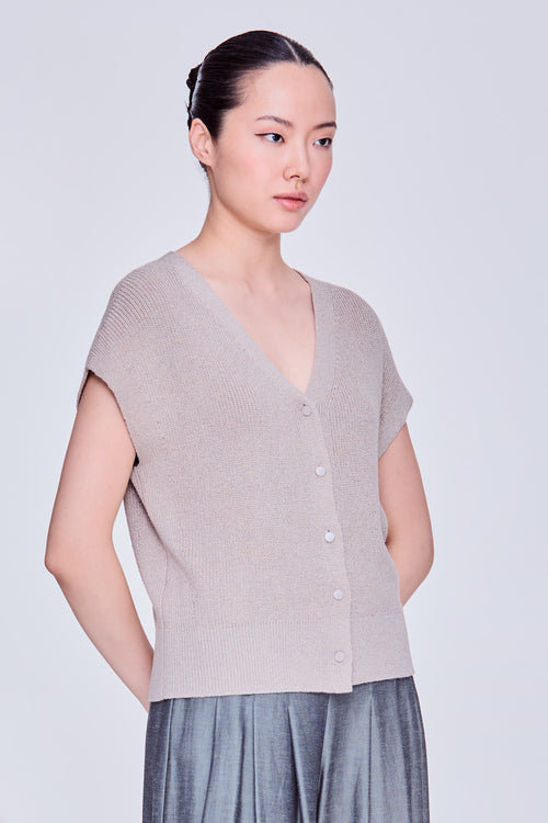 color:KHAKI