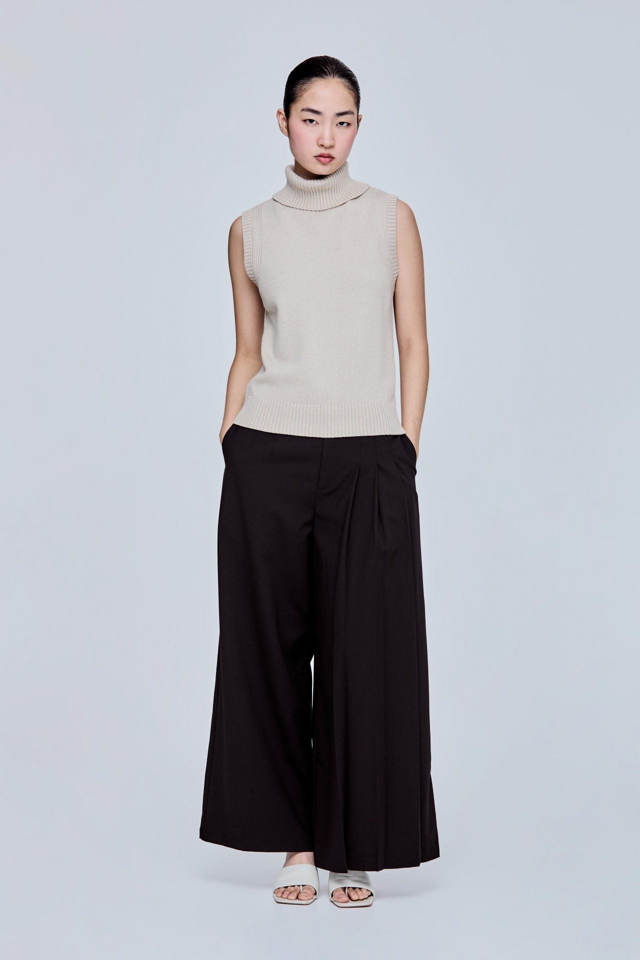 color:TAUPE