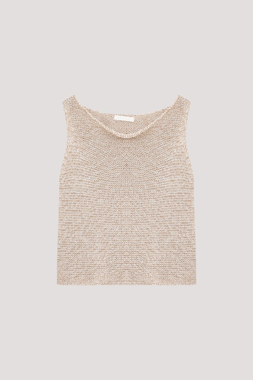 color:BEIGE