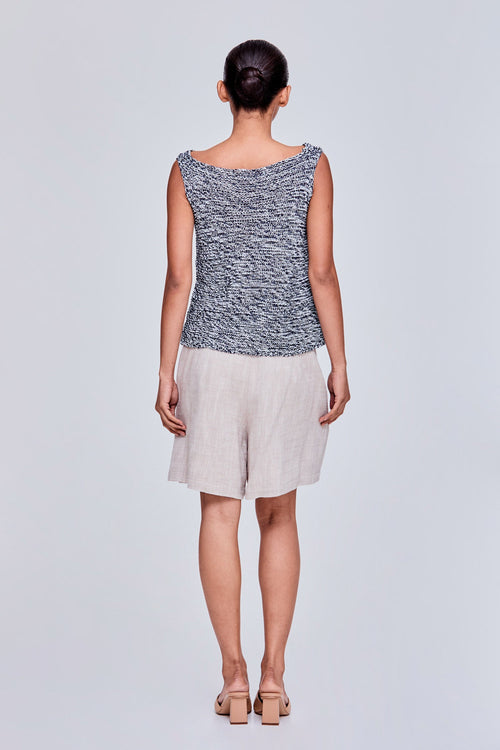 color:NAVY