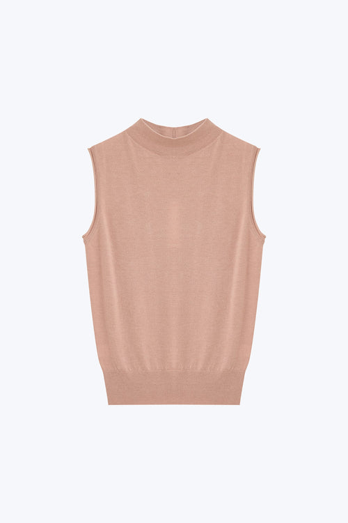 color:SALMON