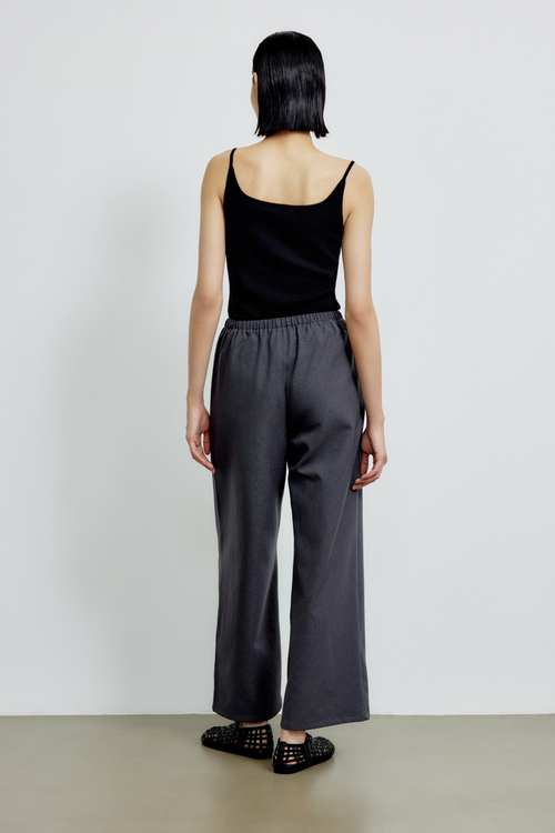 color:NOIR
