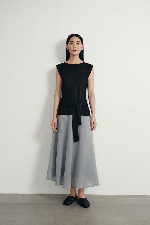 color:GREY