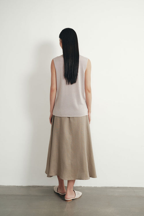 color:KHAKI