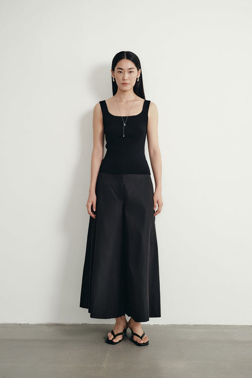 color:NOIR