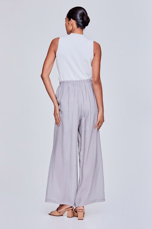 color:GREY