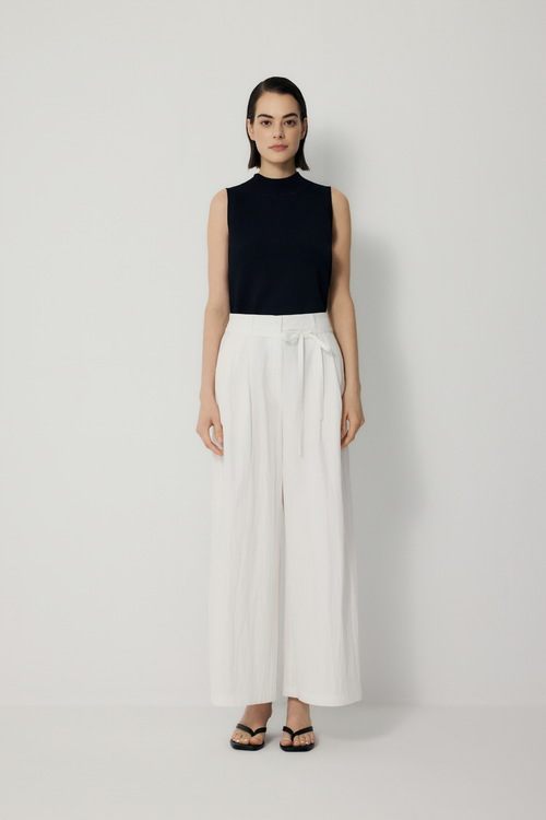 color:IVORY