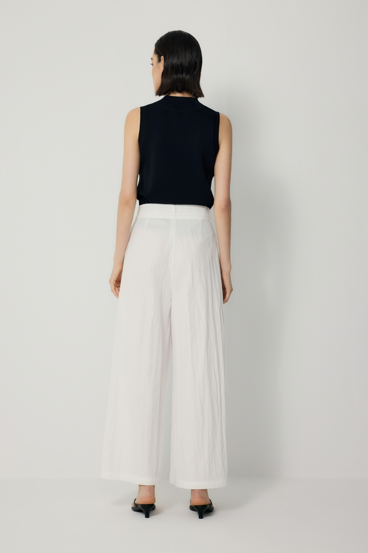 color:IVORY