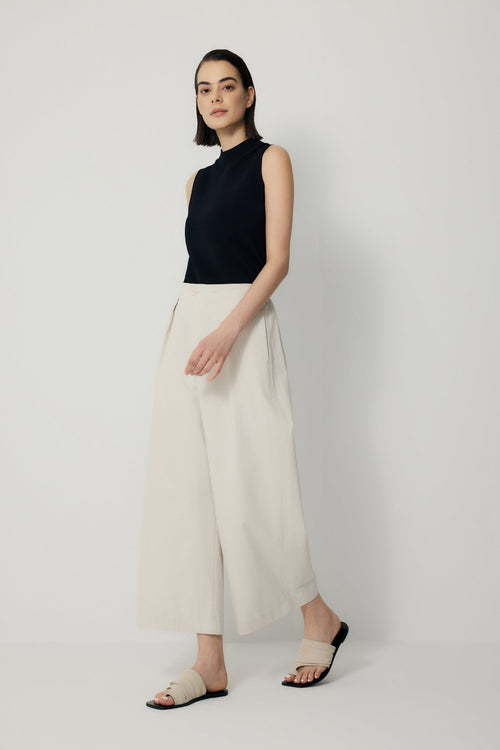 color:TAUPE