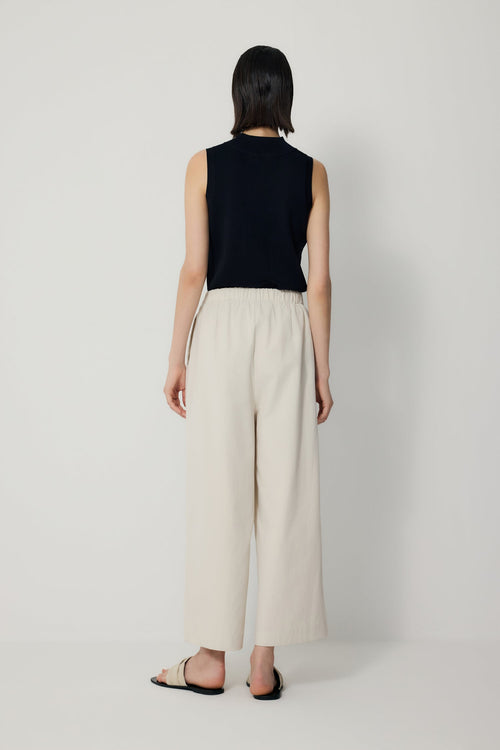 color:TAUPE