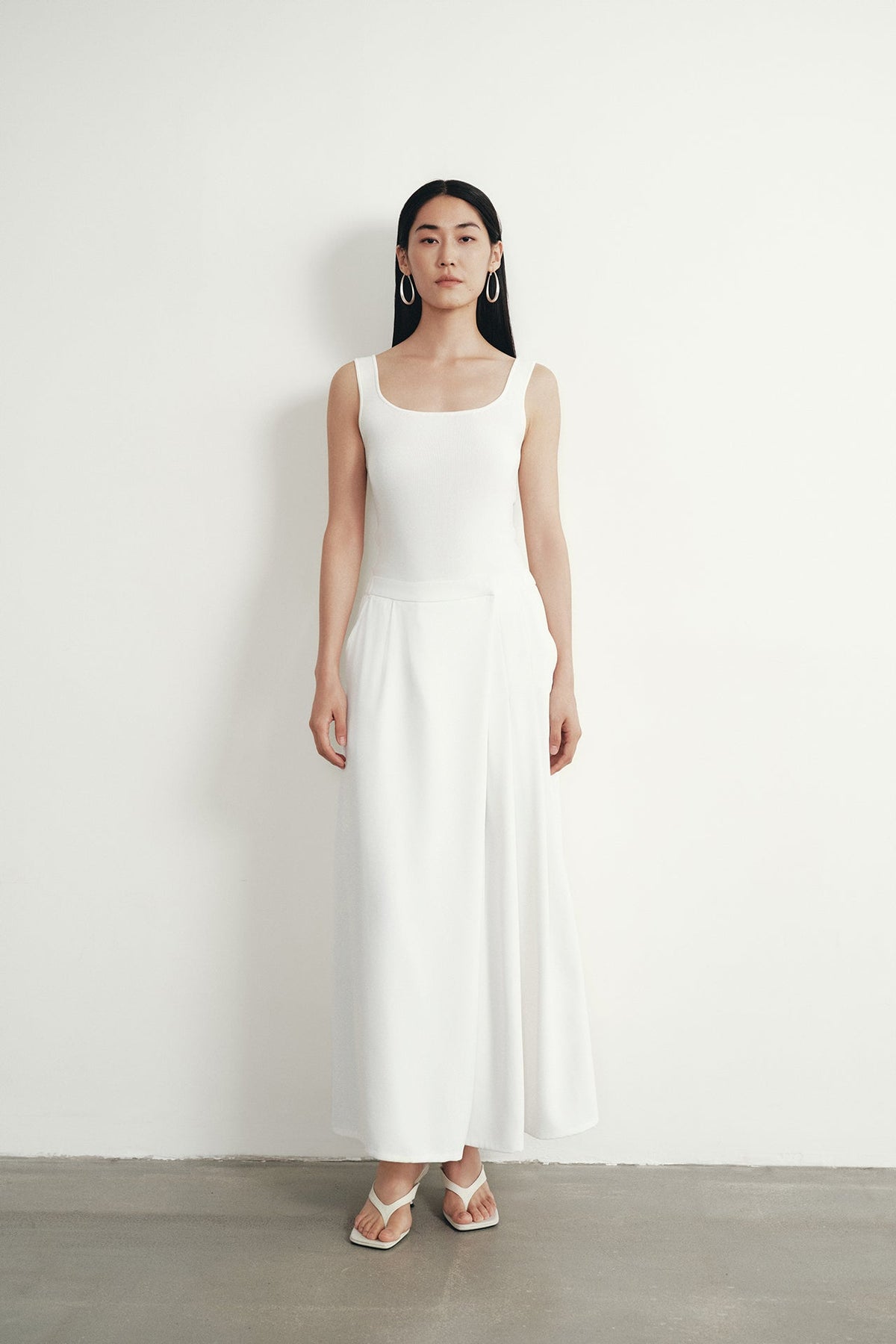 color:IVORY