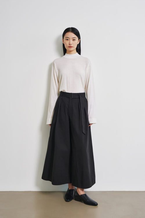 color:NOIR