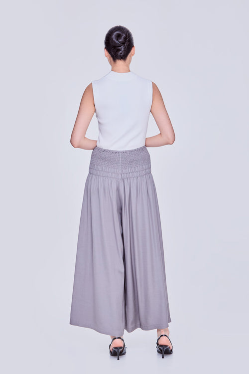 color:GREY