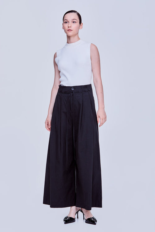 color:NOIR