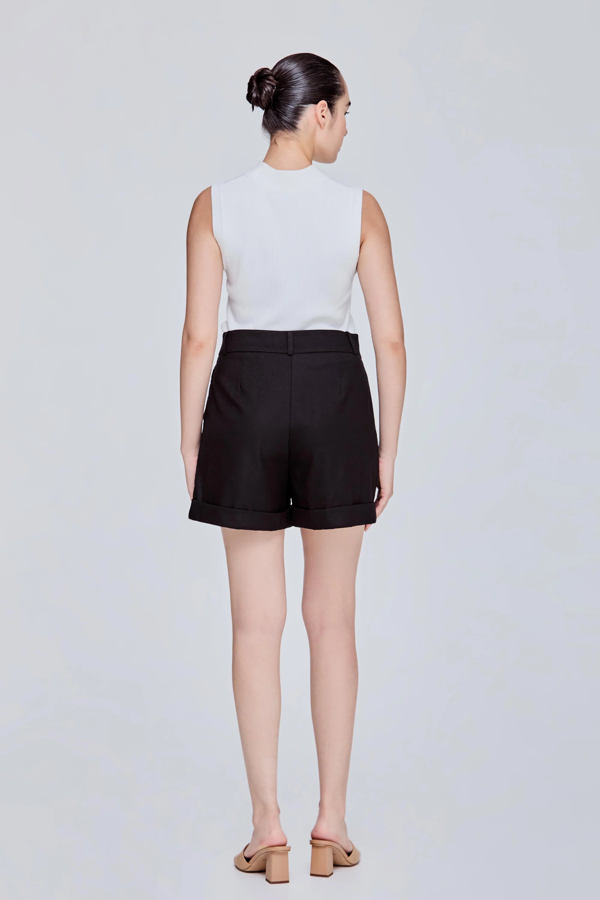 color:NOIR