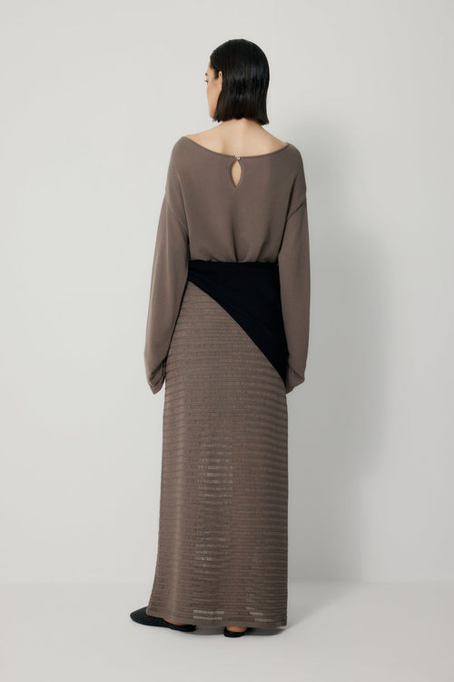 color:NOIR