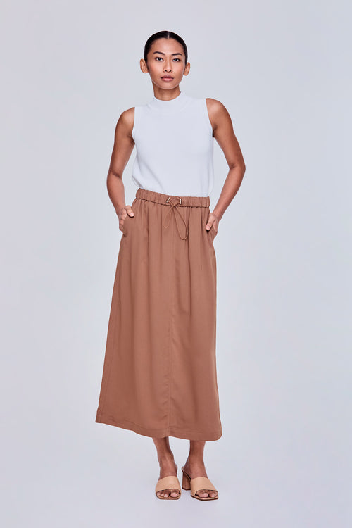 color:BROWN