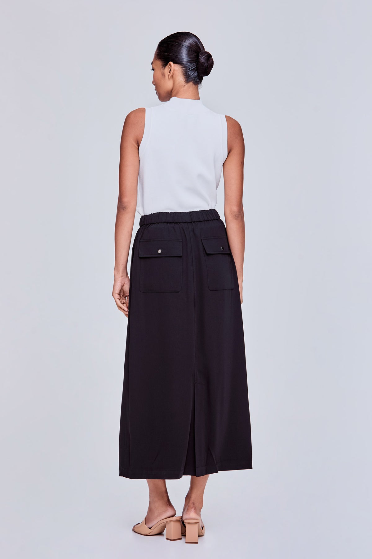 color:NOIR
