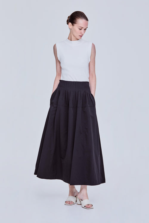color:NOIR