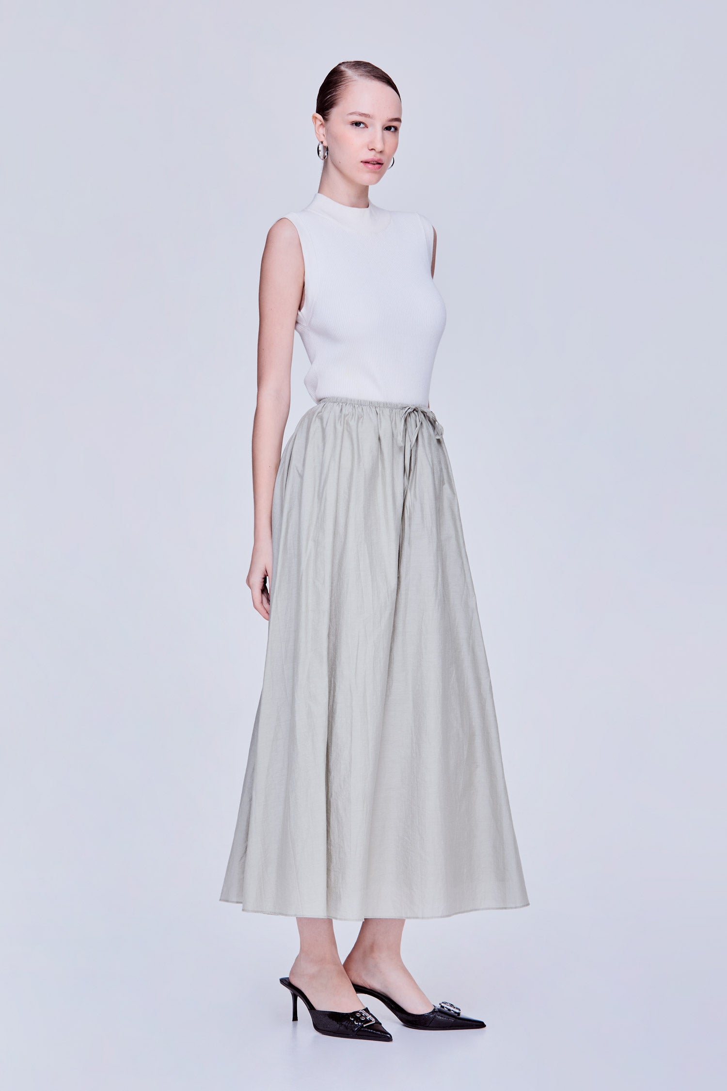 color:MINT