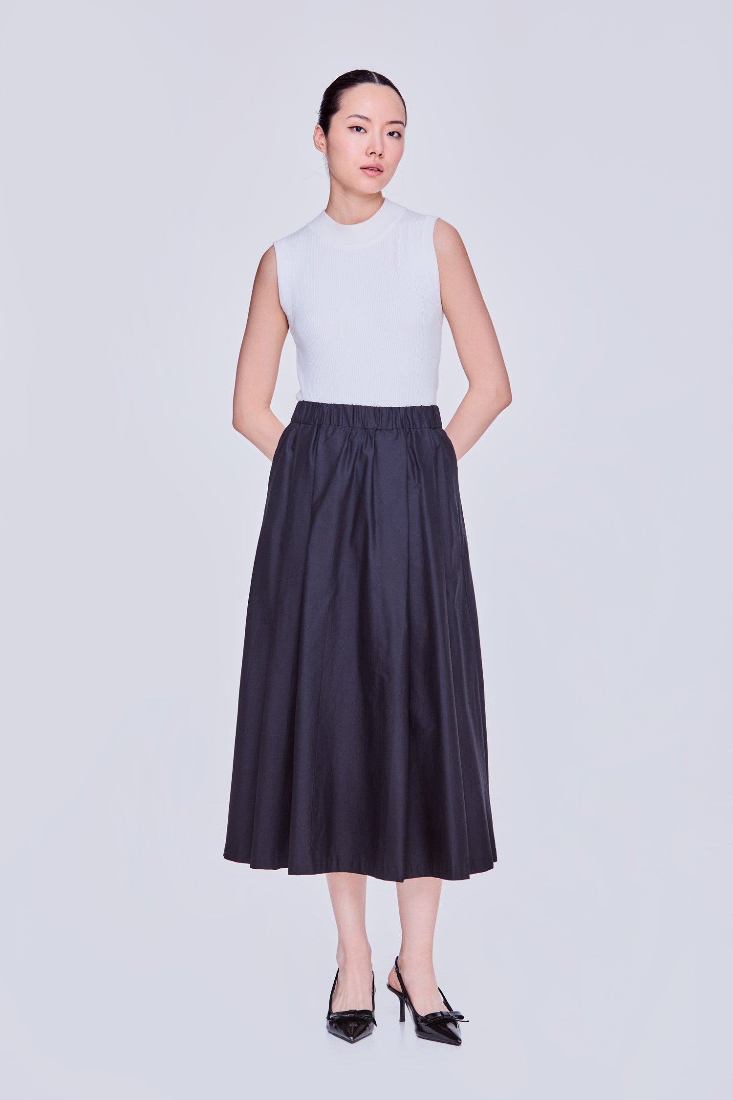 color:NOIR