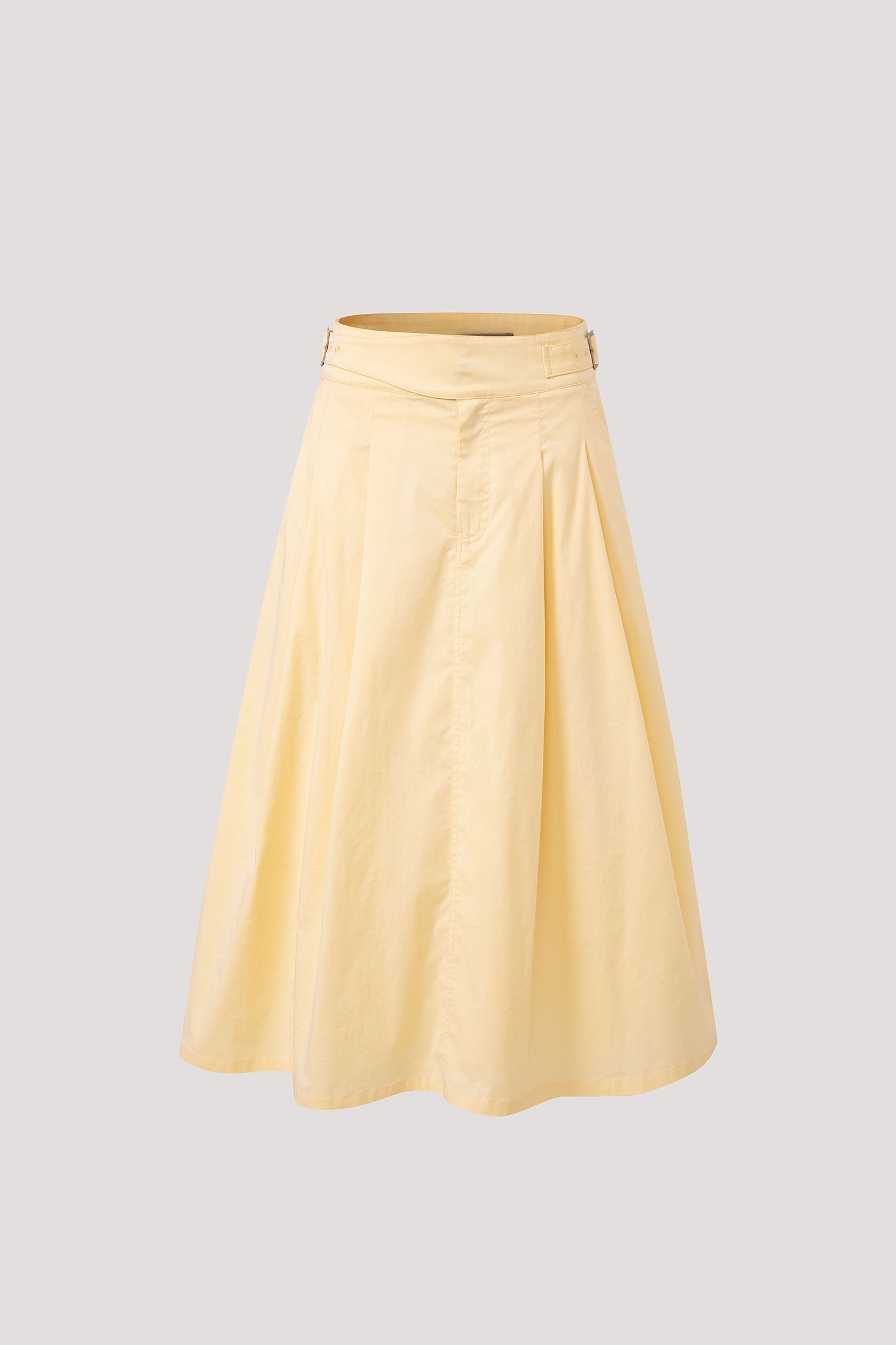 color:PALE YELLOW