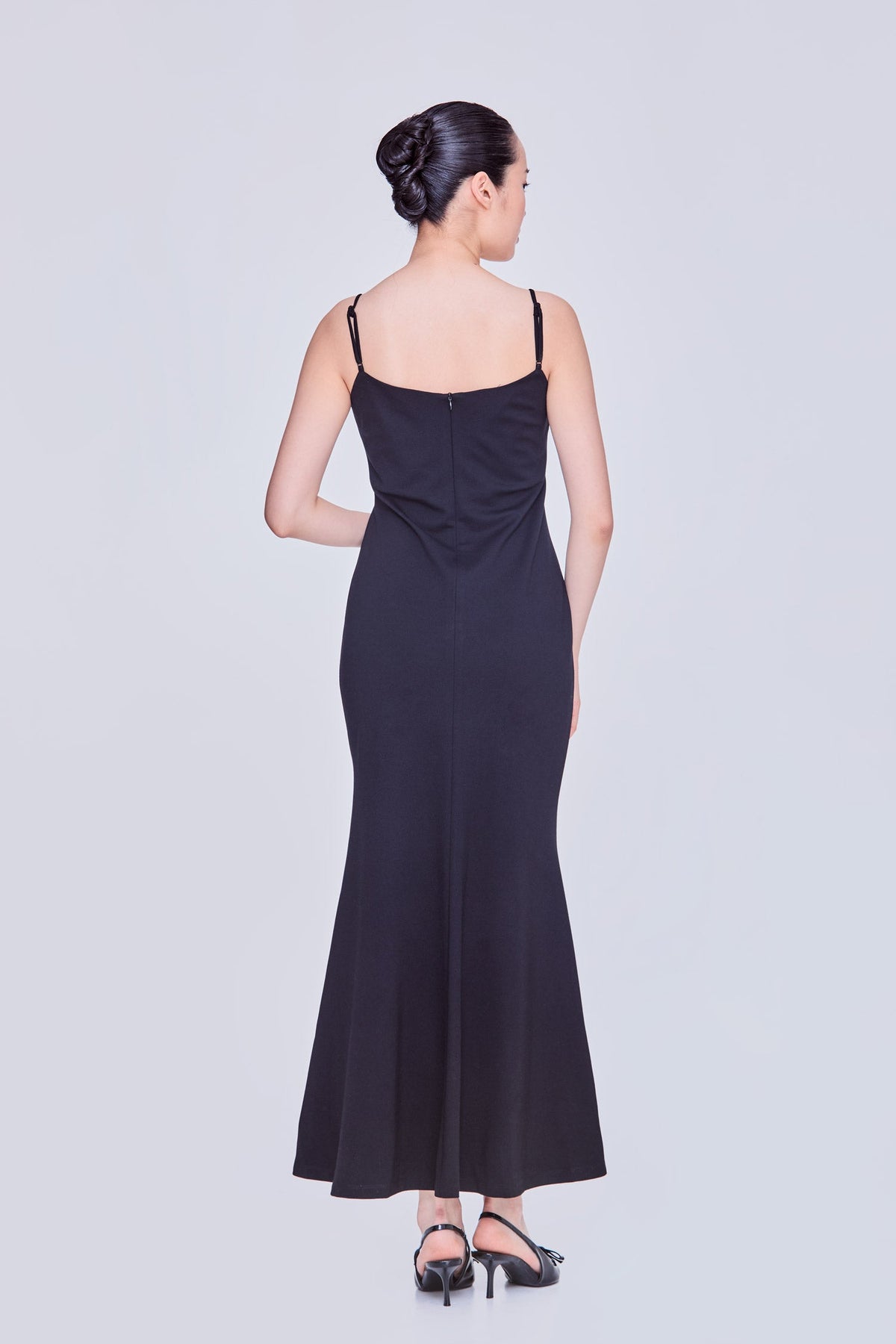 color:NOIR