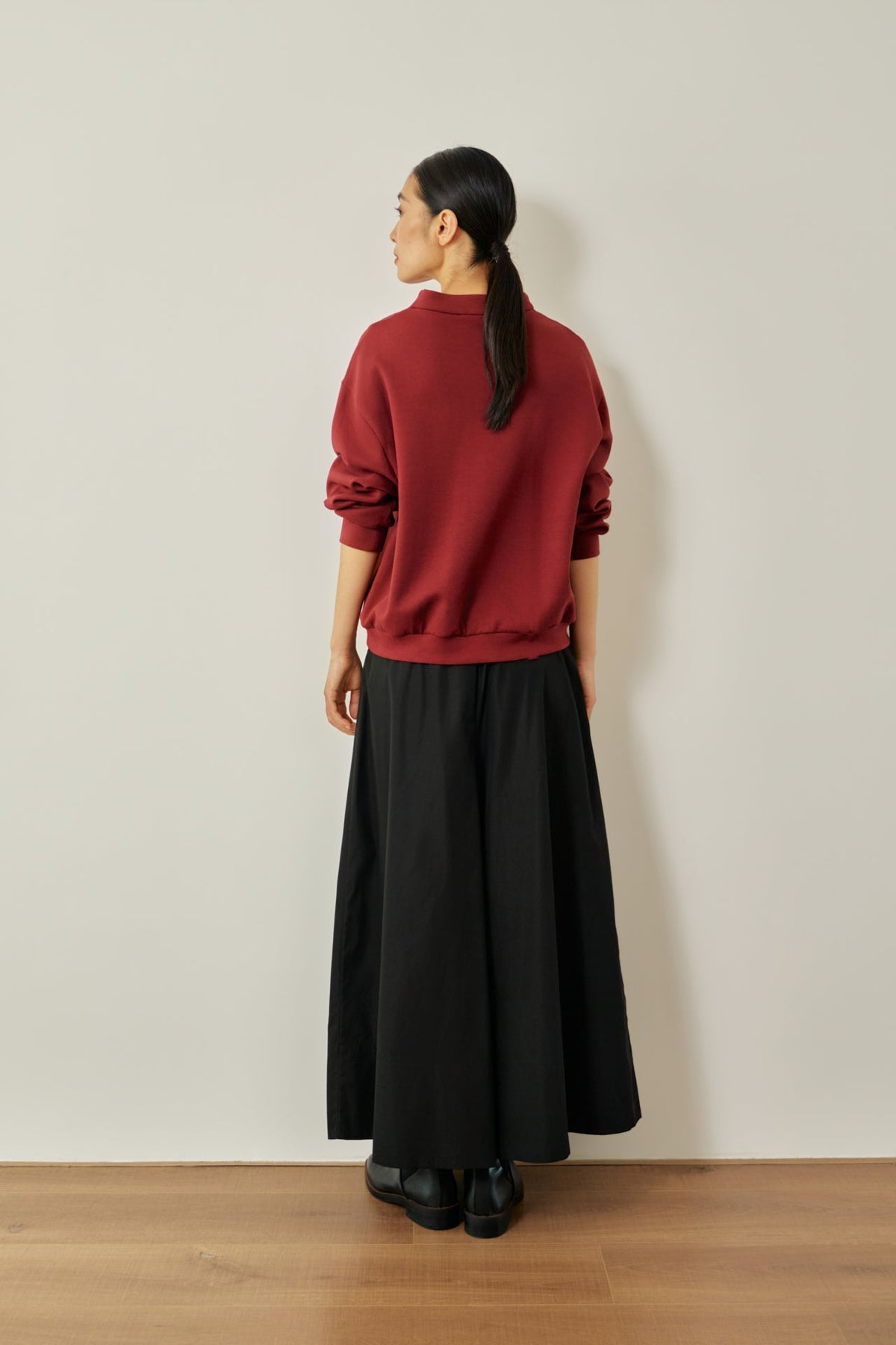 color:MAROON