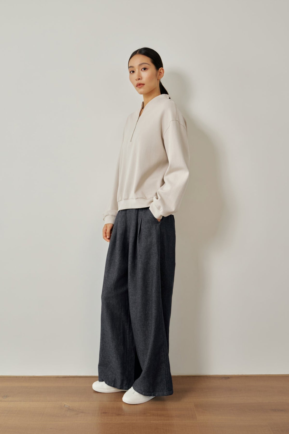 color:TAUPE