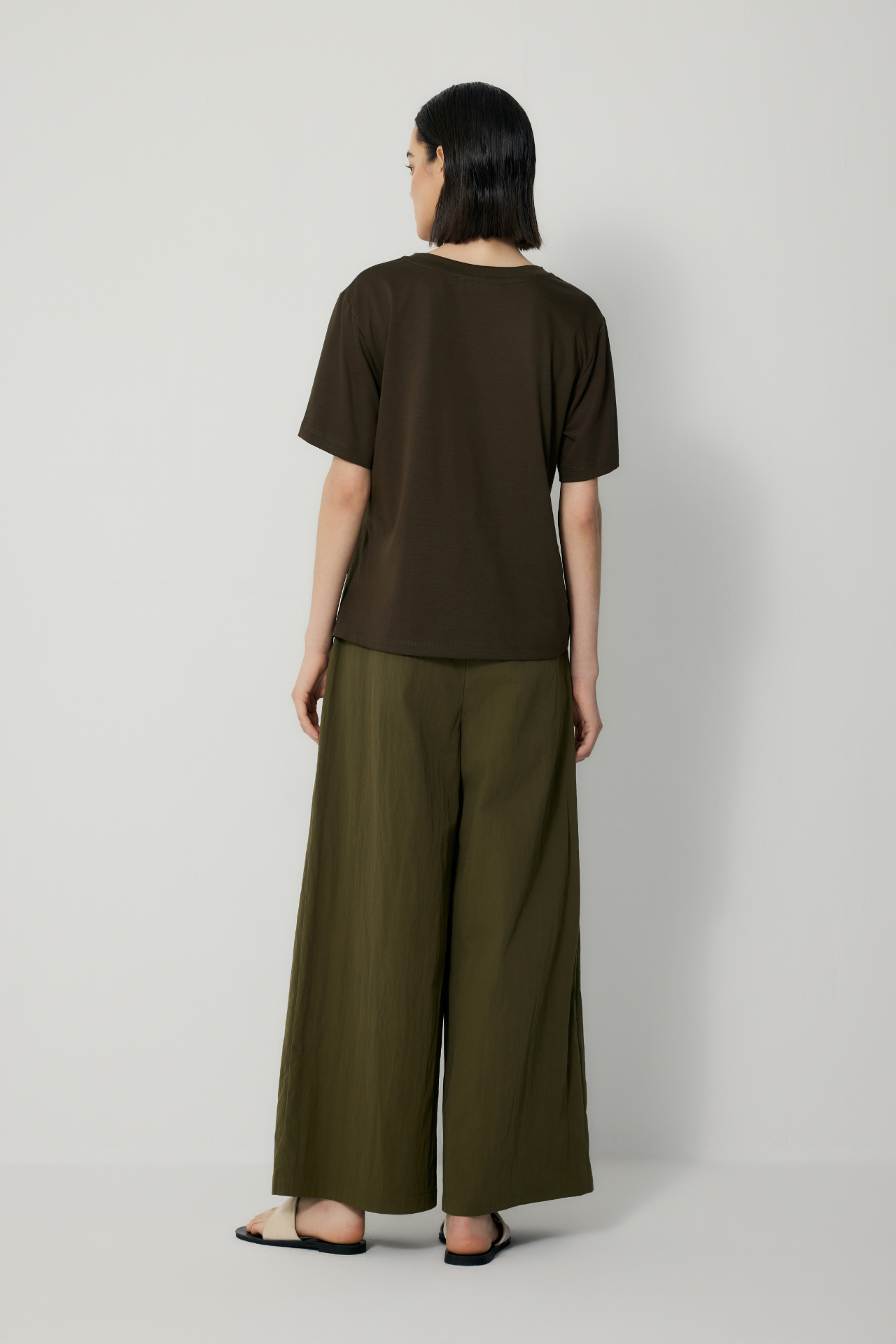 color:KHAKI GREEN