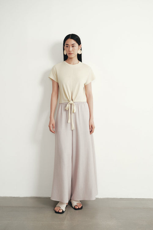 color:PALE YELLOW