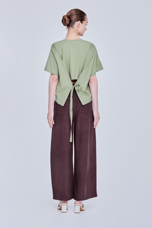 color:LIGHT GREEN