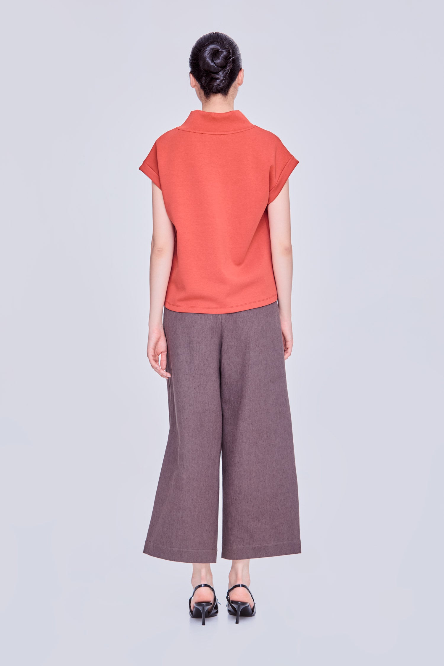 color:DARK ORANGE