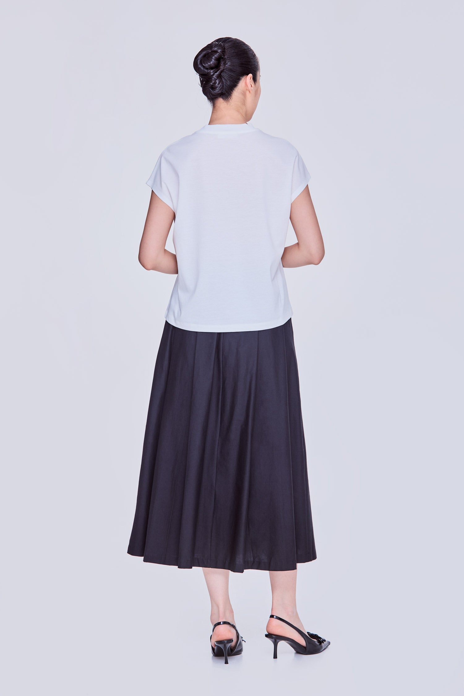 color:IVORY