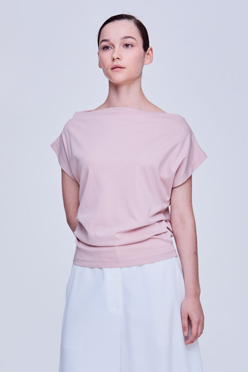color:BLUSH