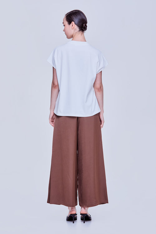 color:IVORY