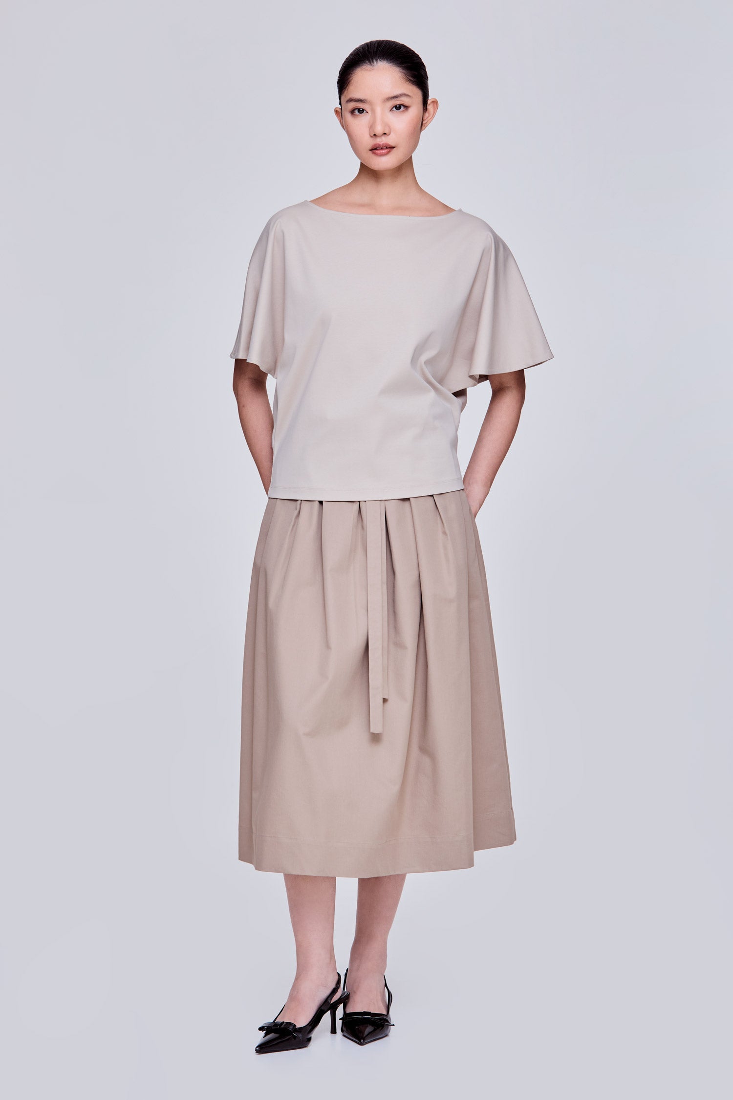 color:TAUPE