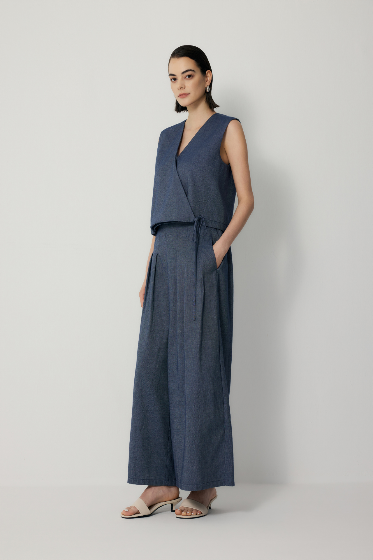 color:DENIM