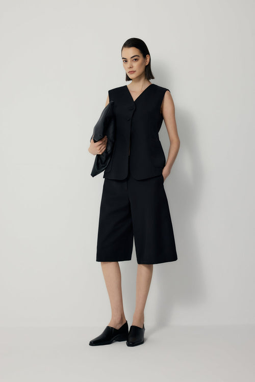 color:NOIR