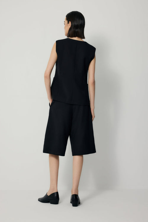 color:NOIR